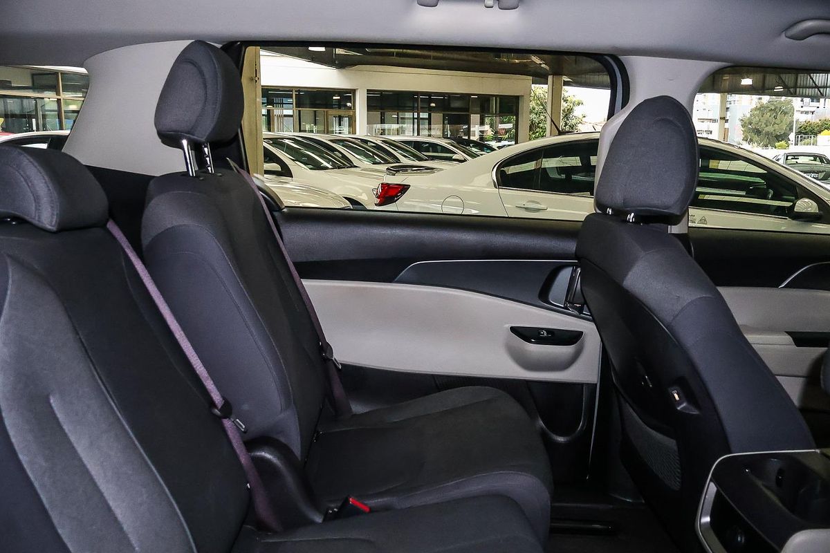 2022 Kia Carnival S KA4