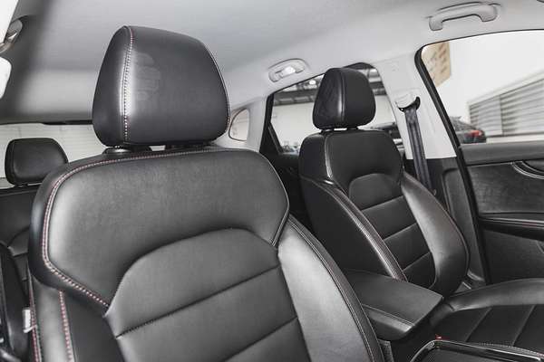 2024 MG HS Excite SAS23