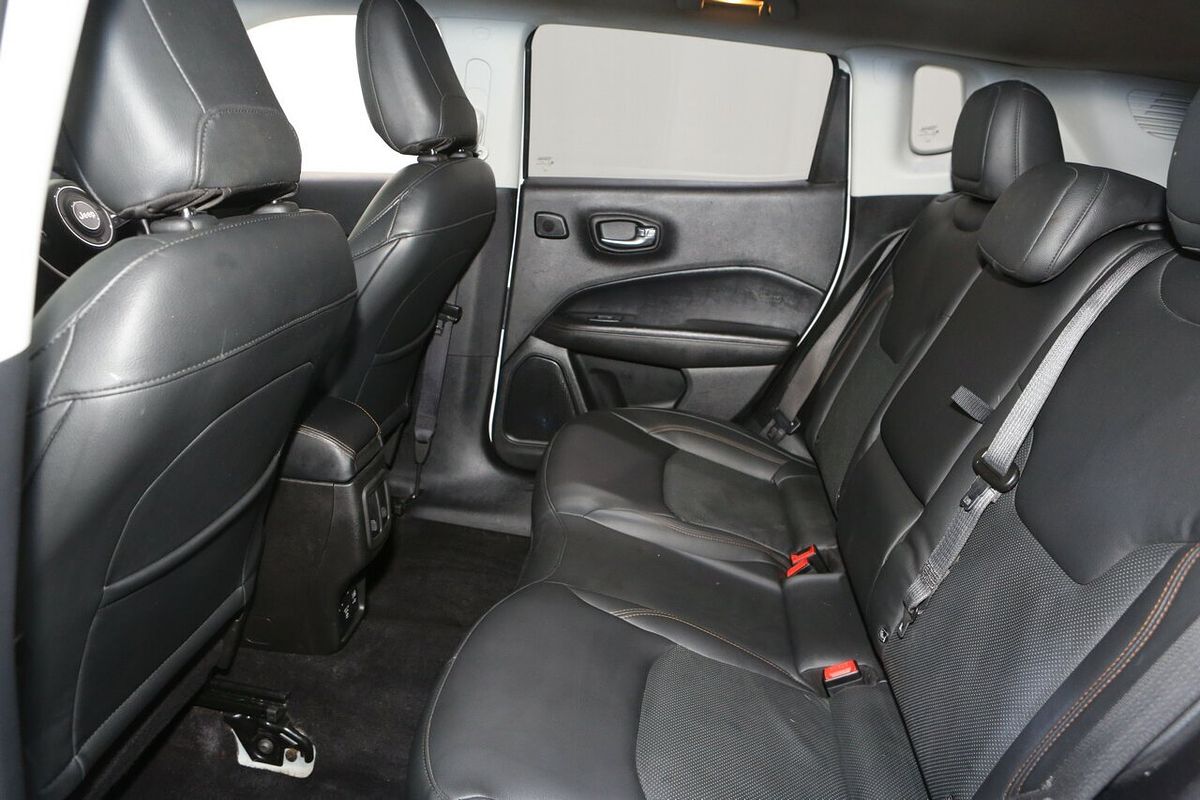 2020 Jeep Compass Limited M6