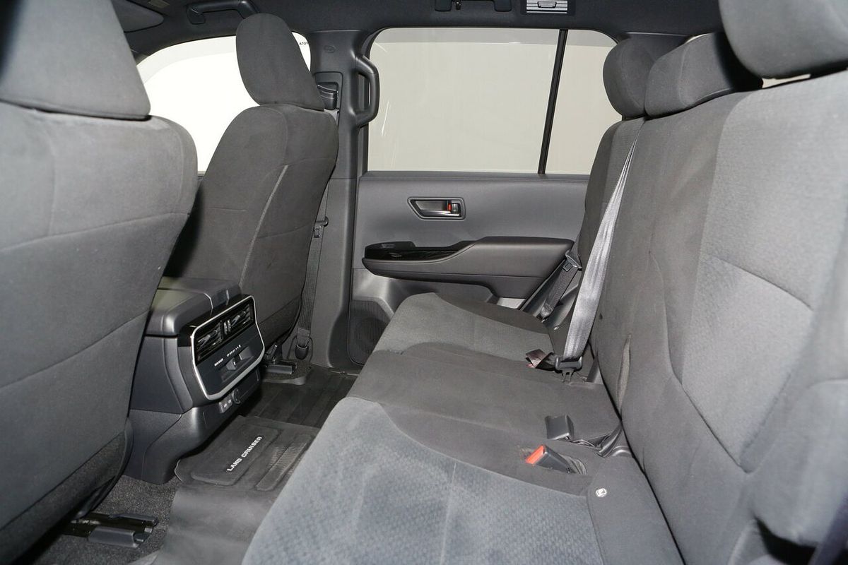 2024 Toyota Landcruiser GXL FJA300R