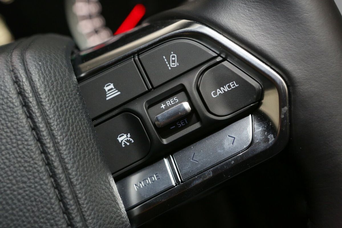 2024 Toyota Landcruiser GXL FJA300R