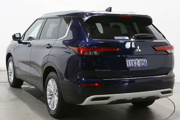 2022 Mitsubishi Outlander LS ZM