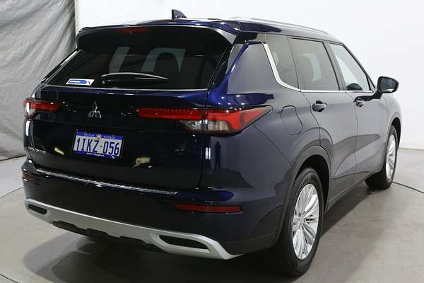2022 Mitsubishi Outlander LS ZM
