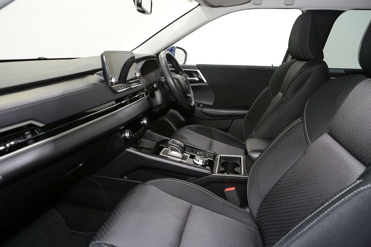 2022 Mitsubishi Outlander LS ZM