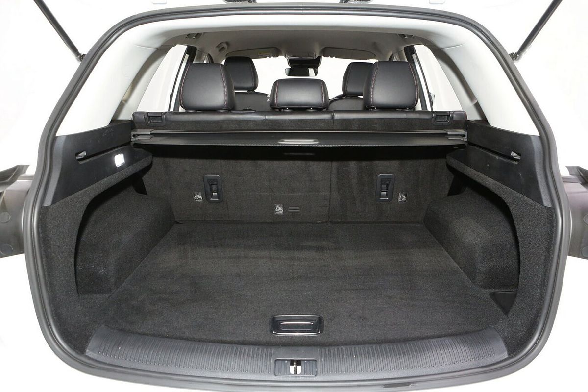 2024 MG HS Vibe SAS23