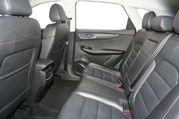 2024 MG HS Vibe SAS23