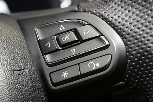 2024 MG HS Vibe SAS23