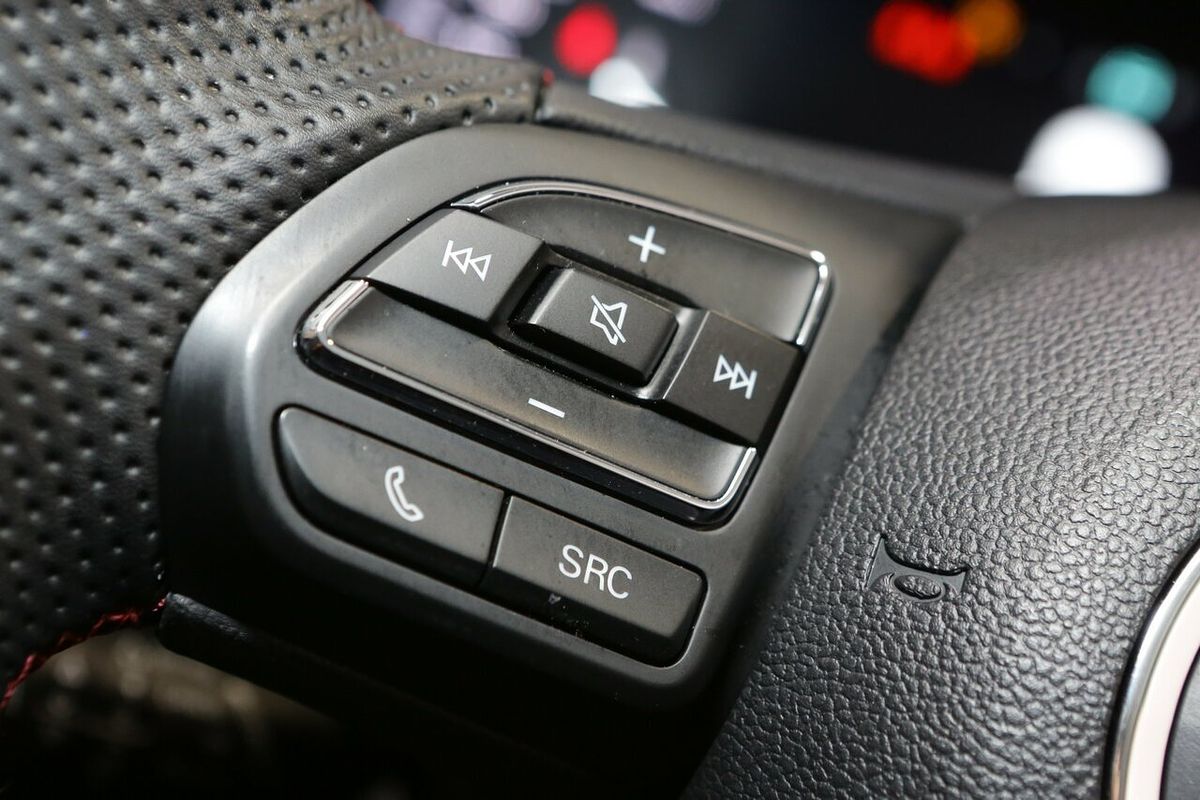 2024 MG HS Vibe SAS23