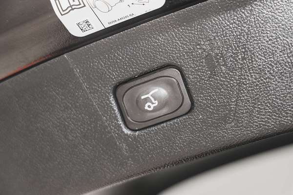 2019 Ford Endura ST-Line CA