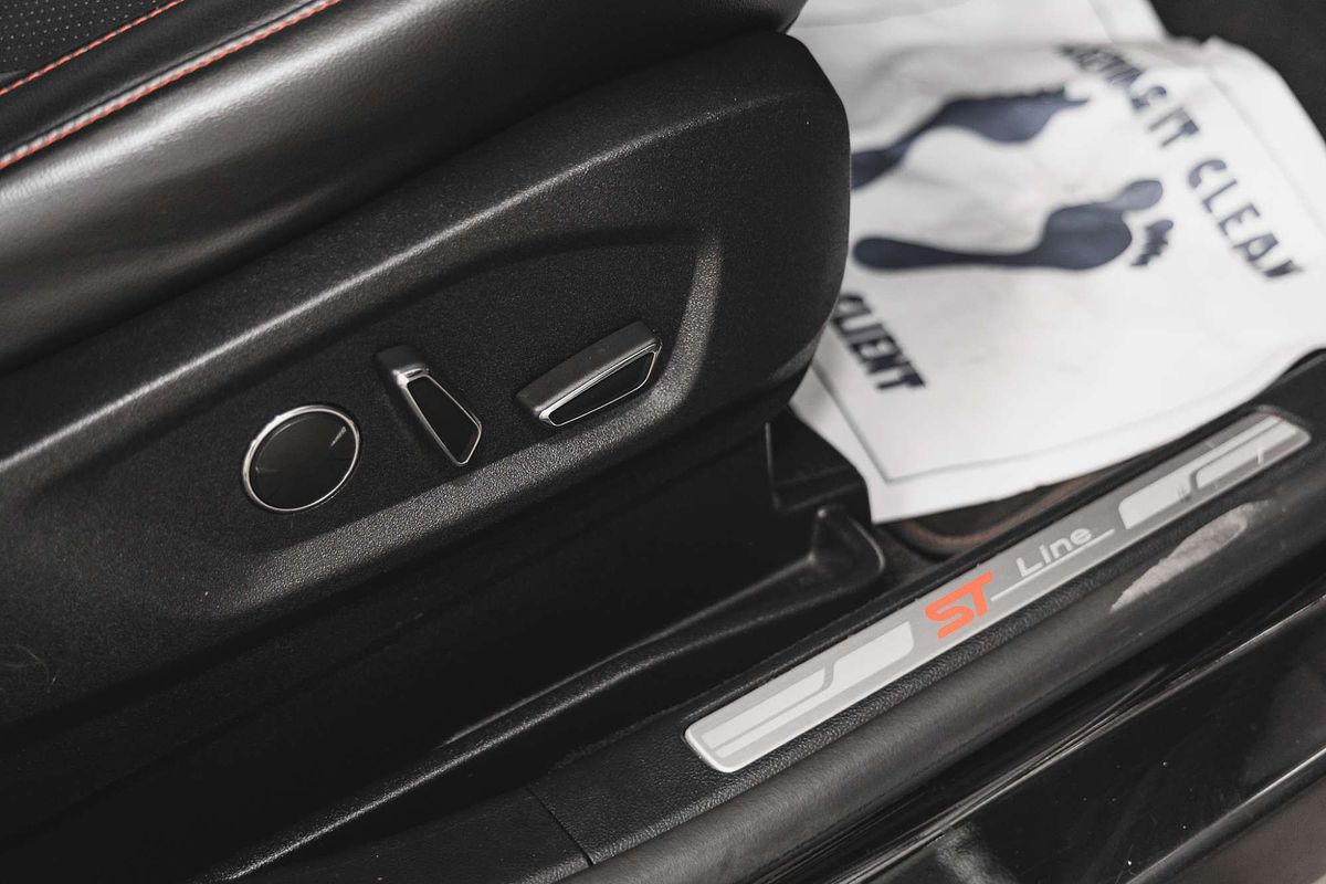 2019 Ford Endura ST-Line CA