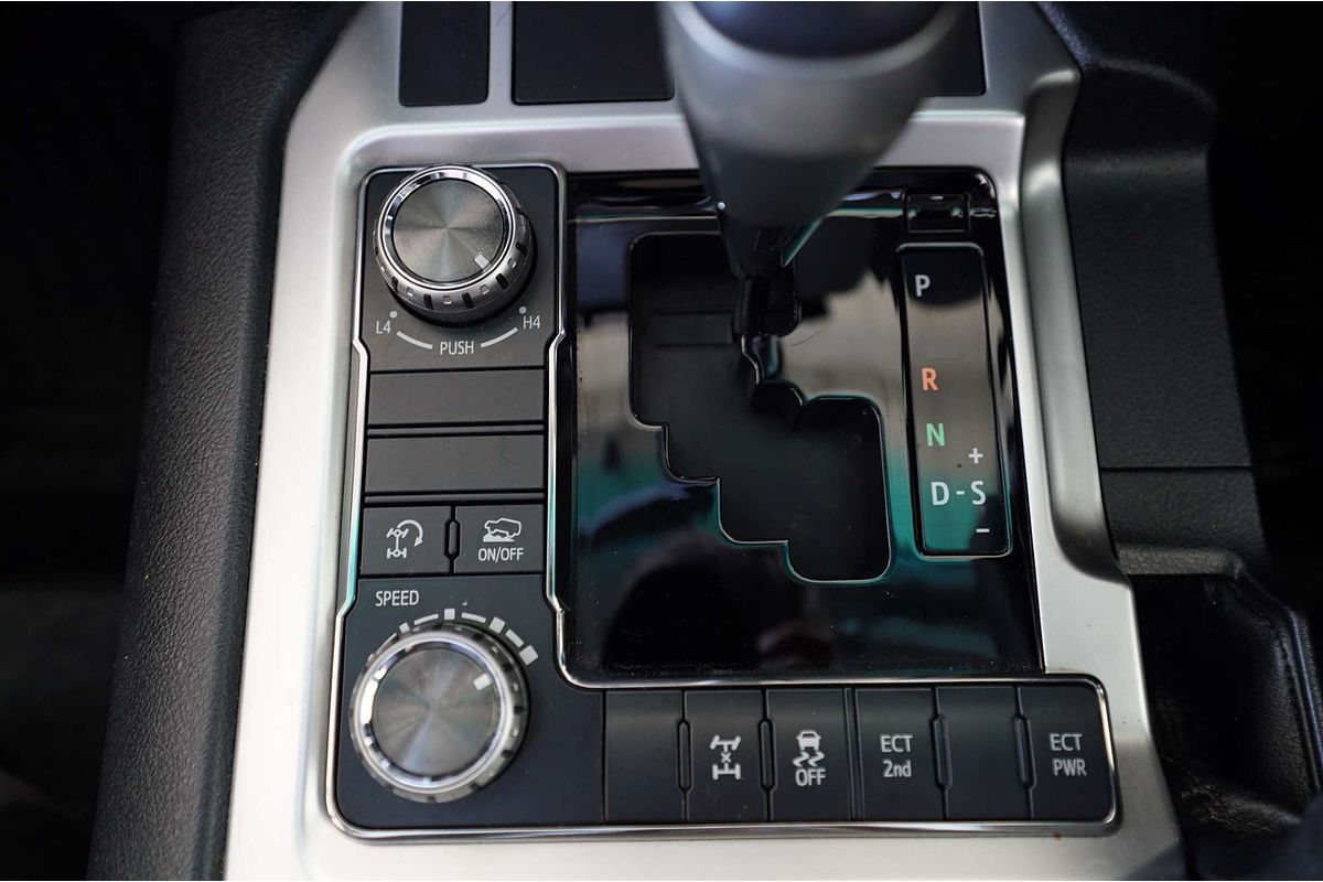 2016 Toyota Landcruiser GXL VDJ200R