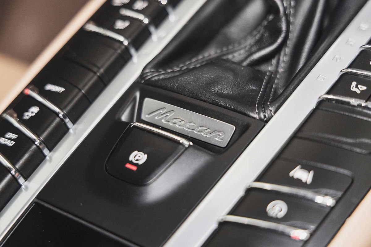 2020 Porsche Macan 95B