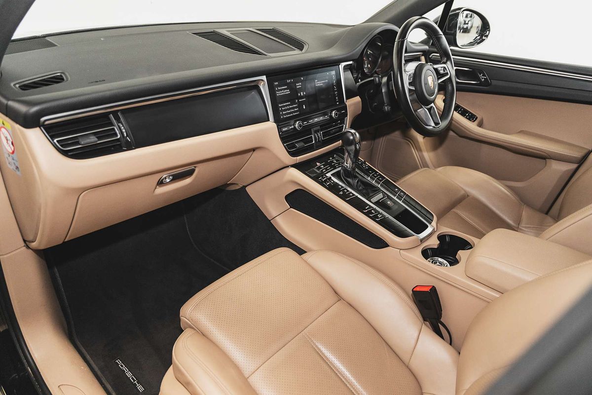 2020 Porsche Macan 95B