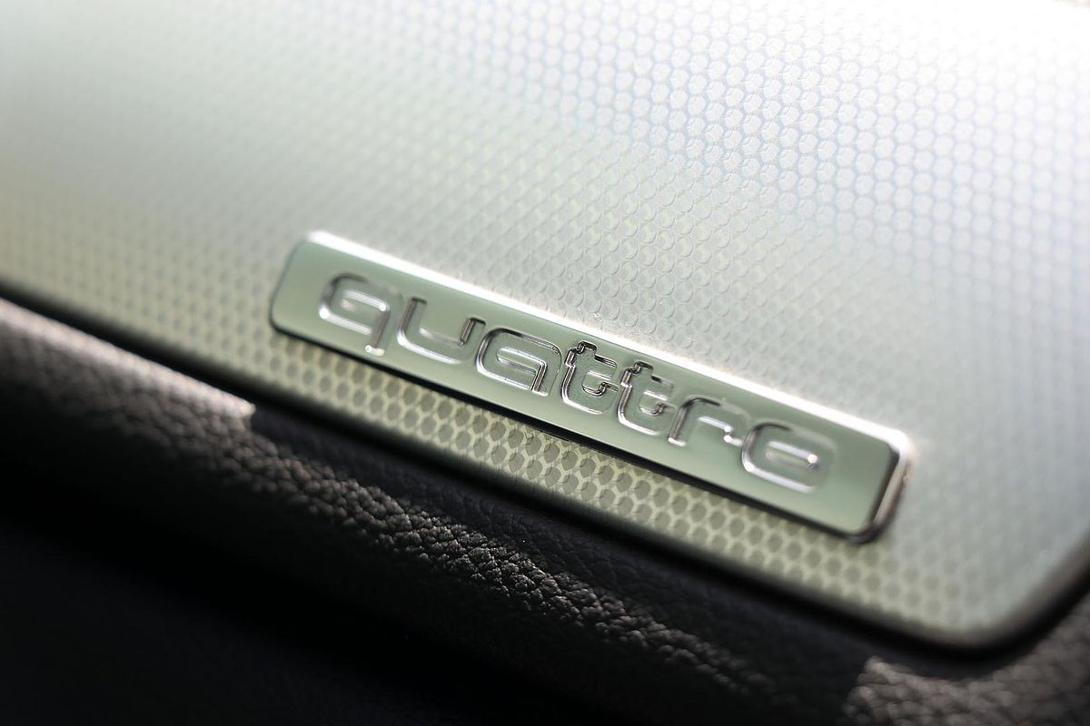 2017 Audi Q3 TDI Sport 8U