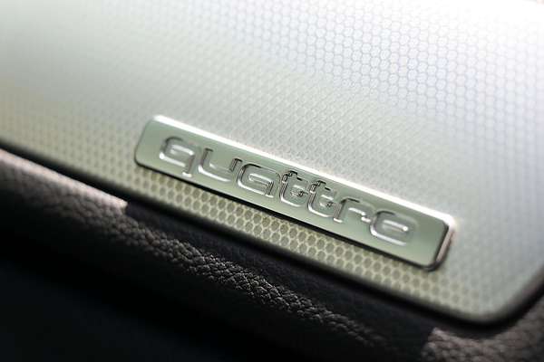 2017 Audi Q3 TDI Sport 8U