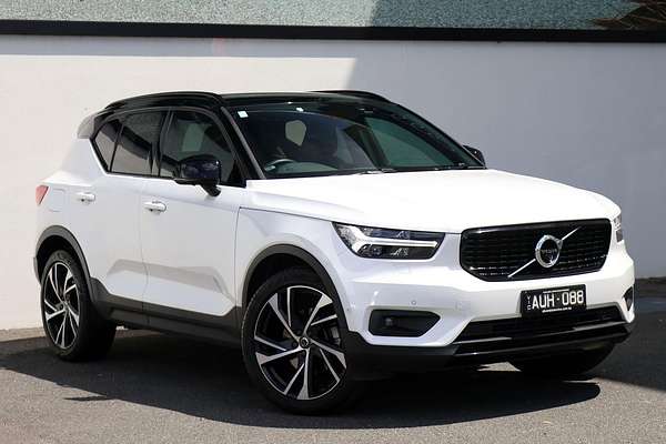 2018 Volvo XC40 T5 R-Design