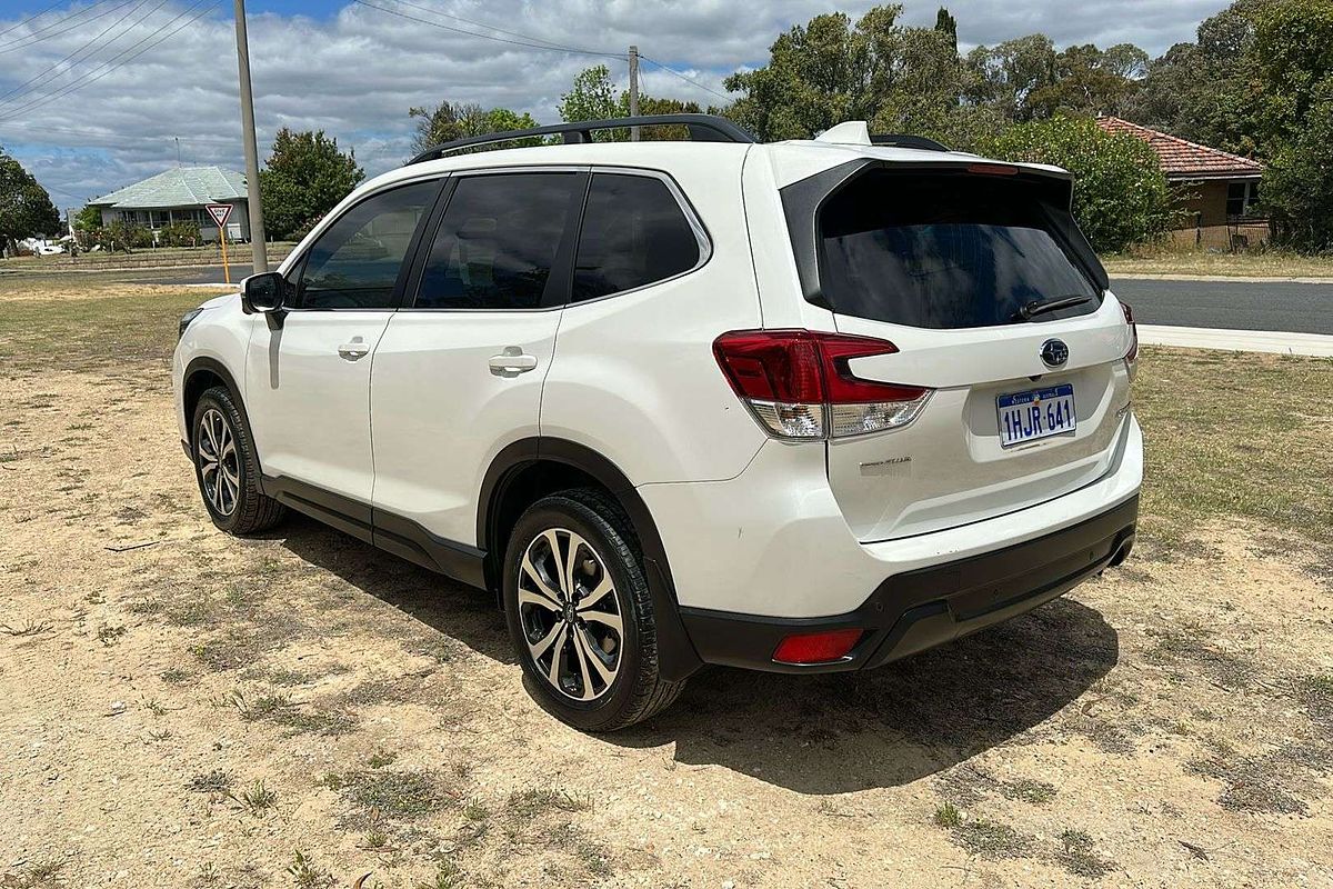 2021 Subaru Forester 2.5i Premium S5