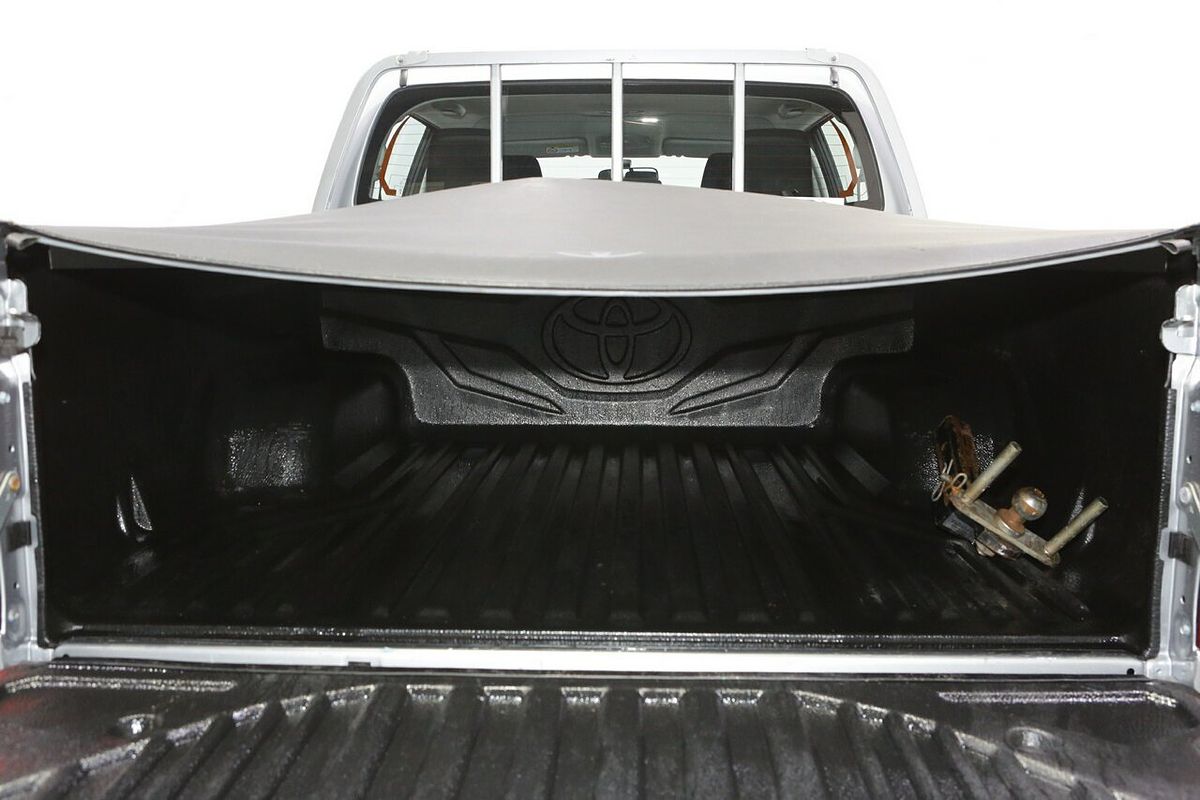 2017 Toyota Hilux Workmate TGN121R Rear Wheel Drive