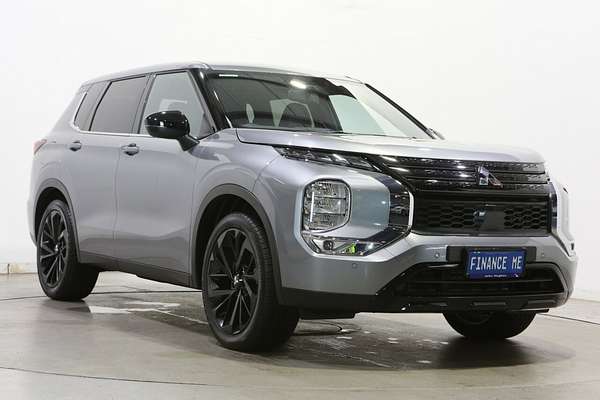 2023 Mitsubishi Outlander Black Edition ZM