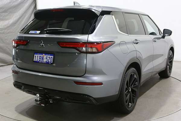 2023 Mitsubishi Outlander Black Edition ZM