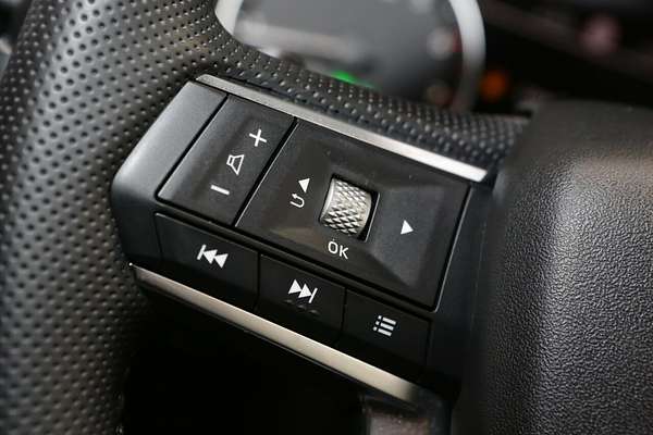 2023 Mitsubishi Outlander Black Edition ZM