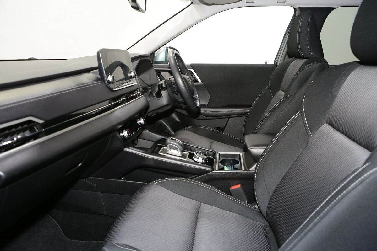 2022 Mitsubishi Outlander LS ZM