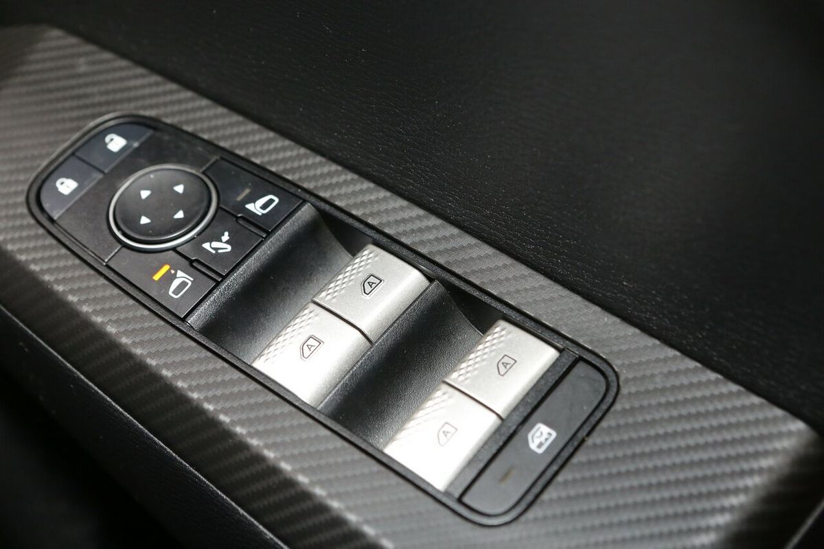 2022 Mitsubishi Outlander LS ZM