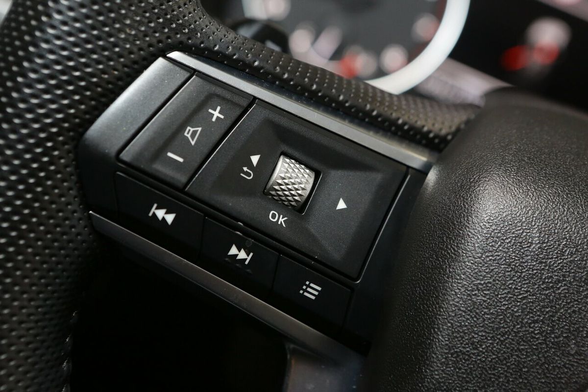 2022 Mitsubishi Outlander LS ZM