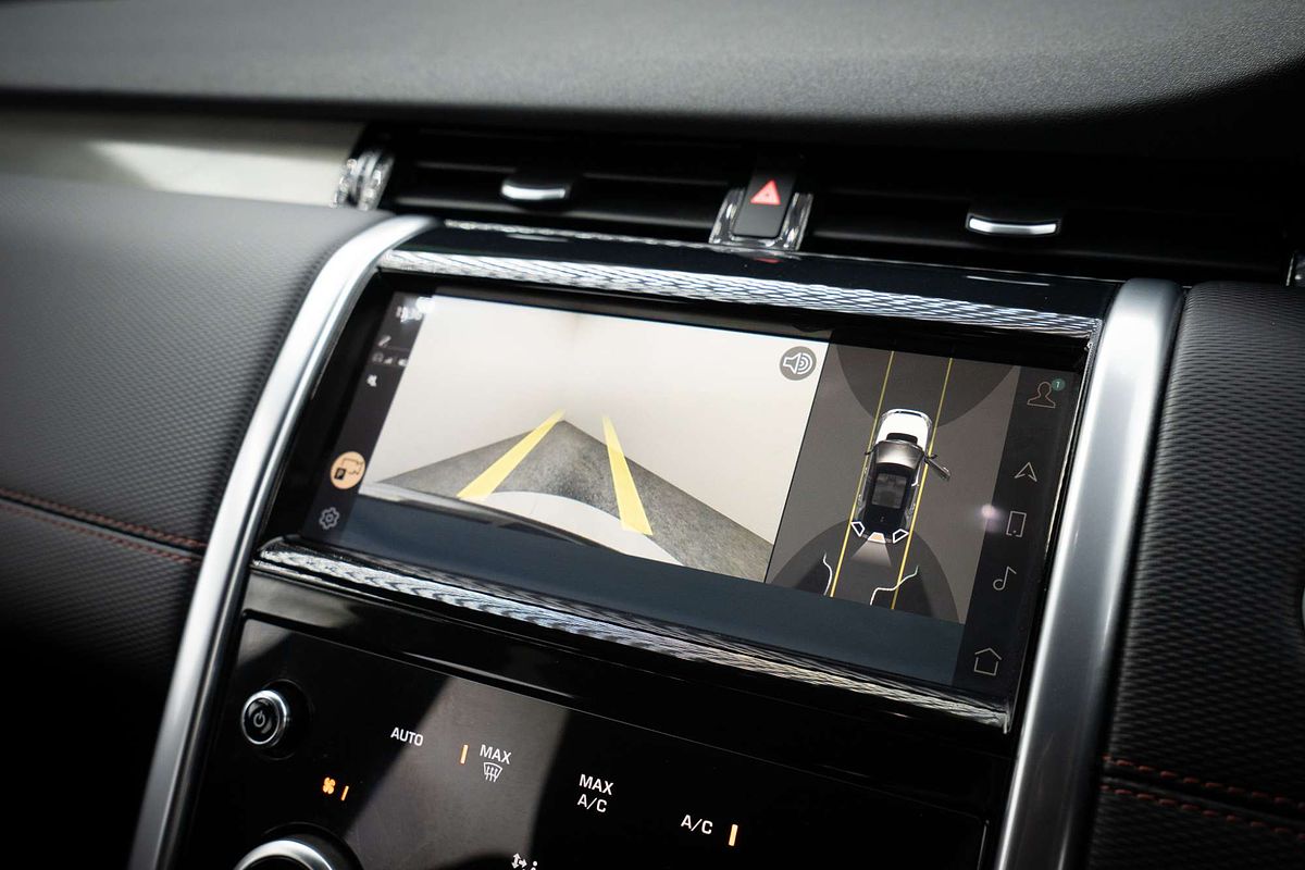 2022 Land Rover Discovery Sport P250 R-Dynamic SE L550