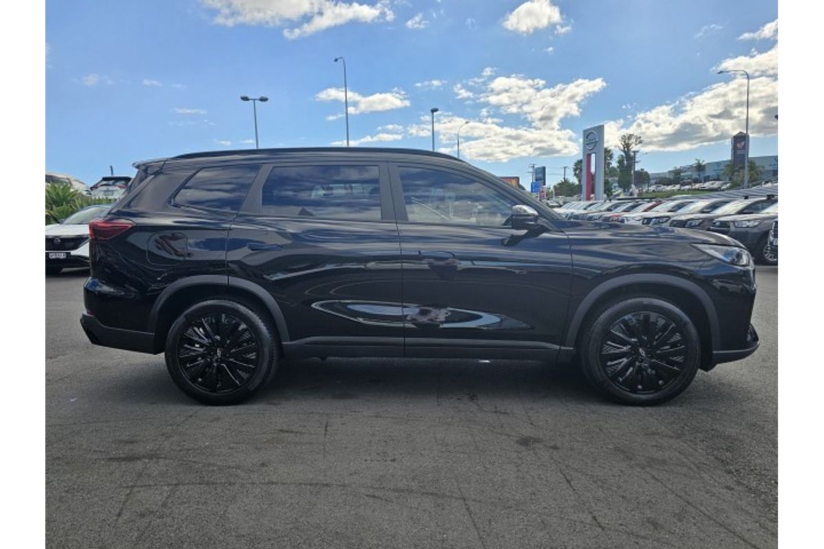 2025 Chery Tiggo 8 ULTIMATE BLACK EDITION