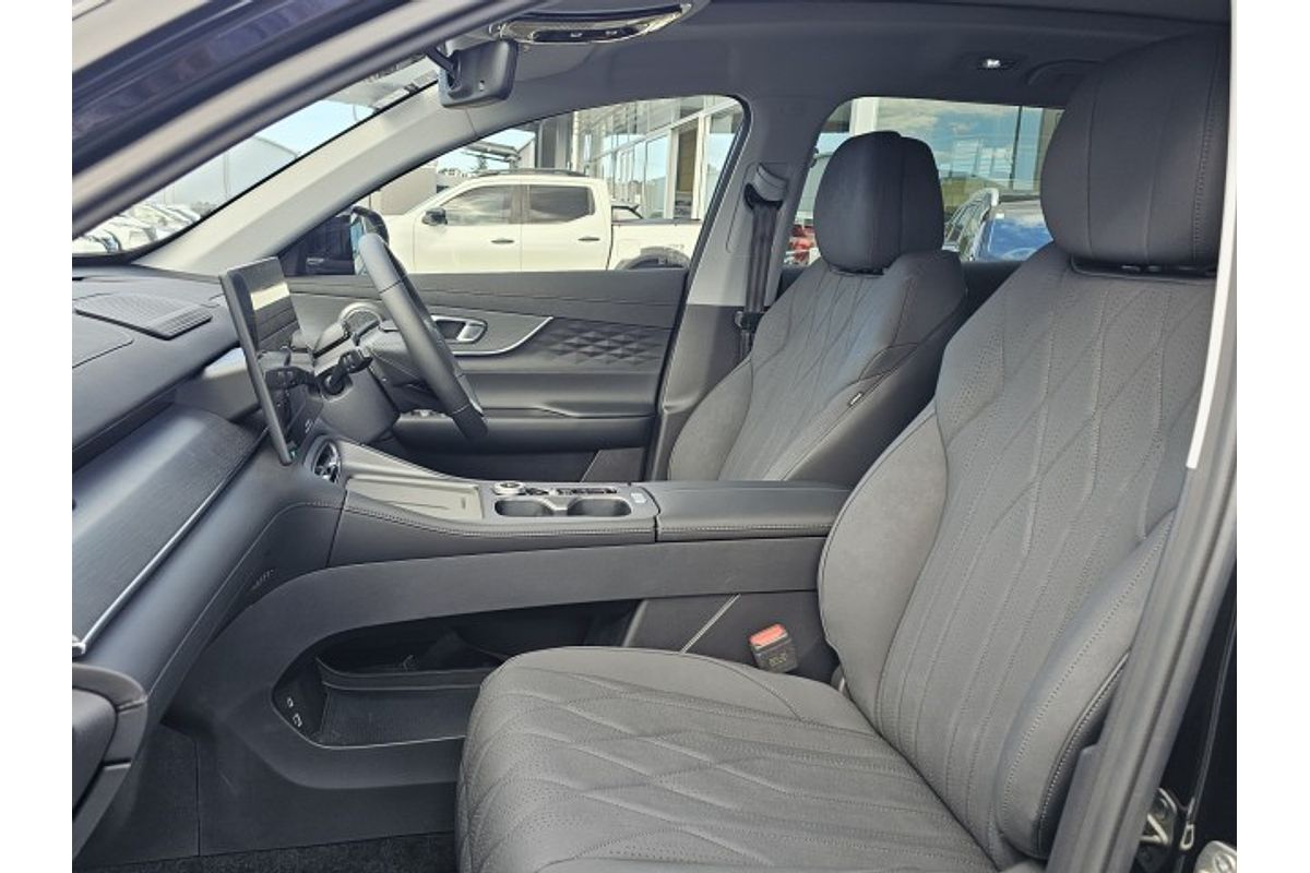 2025 Chery Tiggo 8 ULTIMATE BLACK EDITION