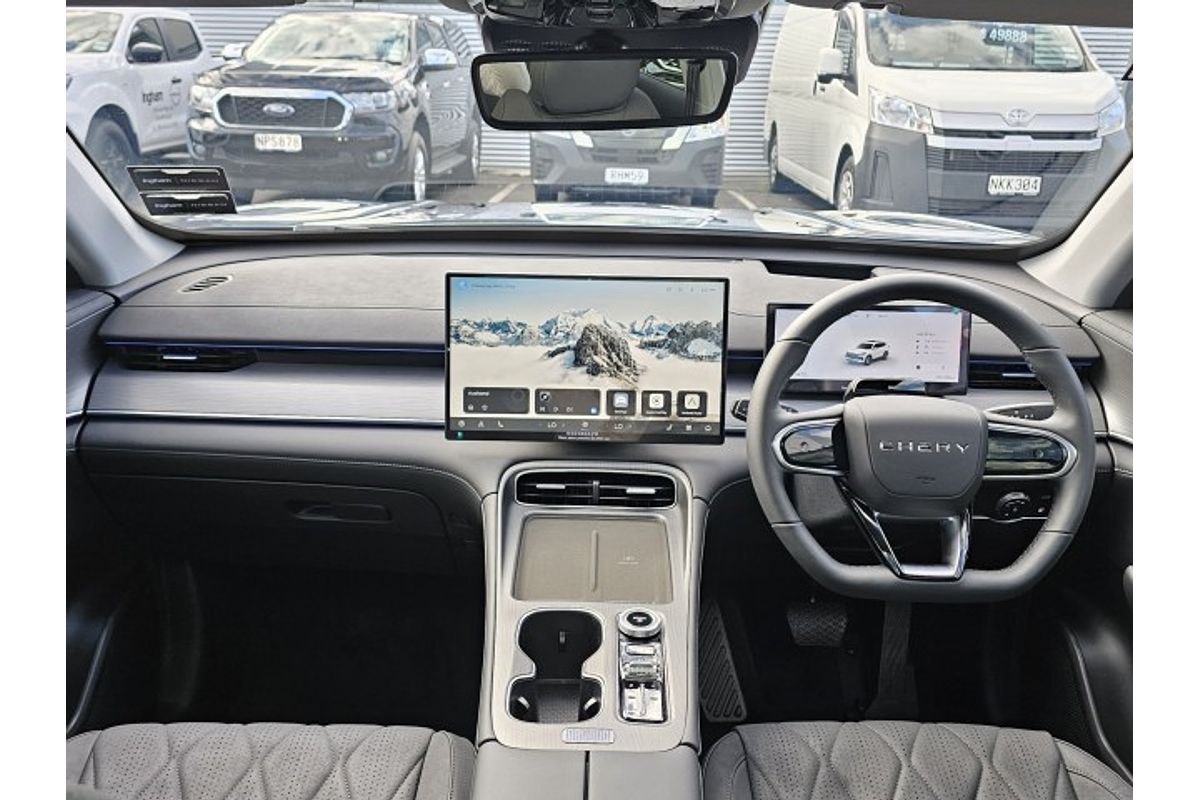 2025 Chery Tiggo 8 ULTIMATE BLACK EDITION