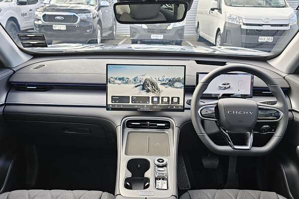 2025 Chery Tiggo 8 ULTIMATE BLACK EDITION