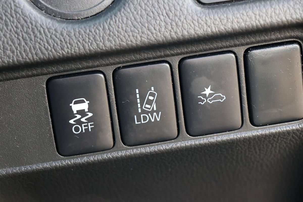 2020 Mitsubishi Triton GLX-R MR 4X4