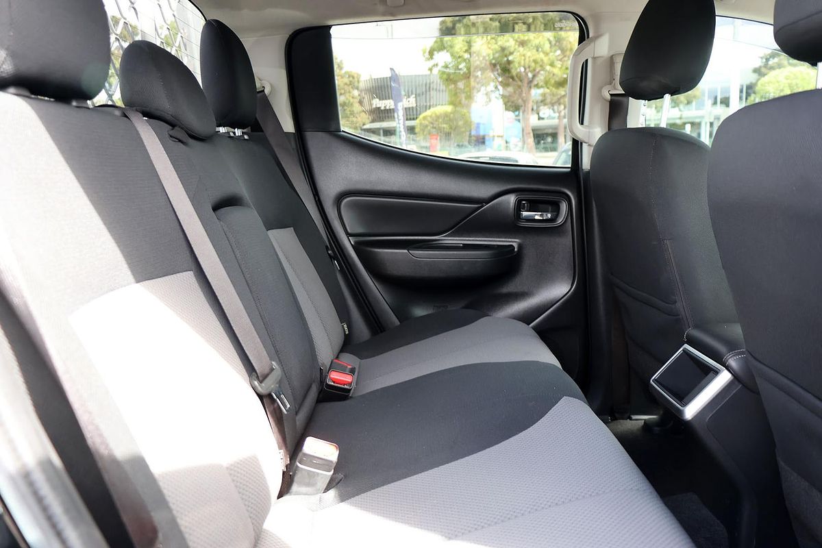 2020 Mitsubishi Triton GLX-R MR 4X4