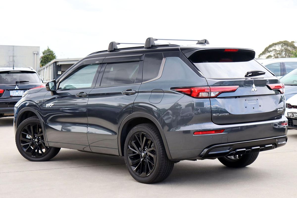 2024 Mitsubishi Outlander PHEV GSR ZM