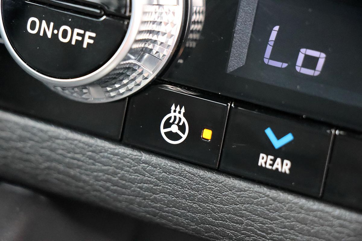 2024 Mitsubishi Outlander PHEV GSR ZM