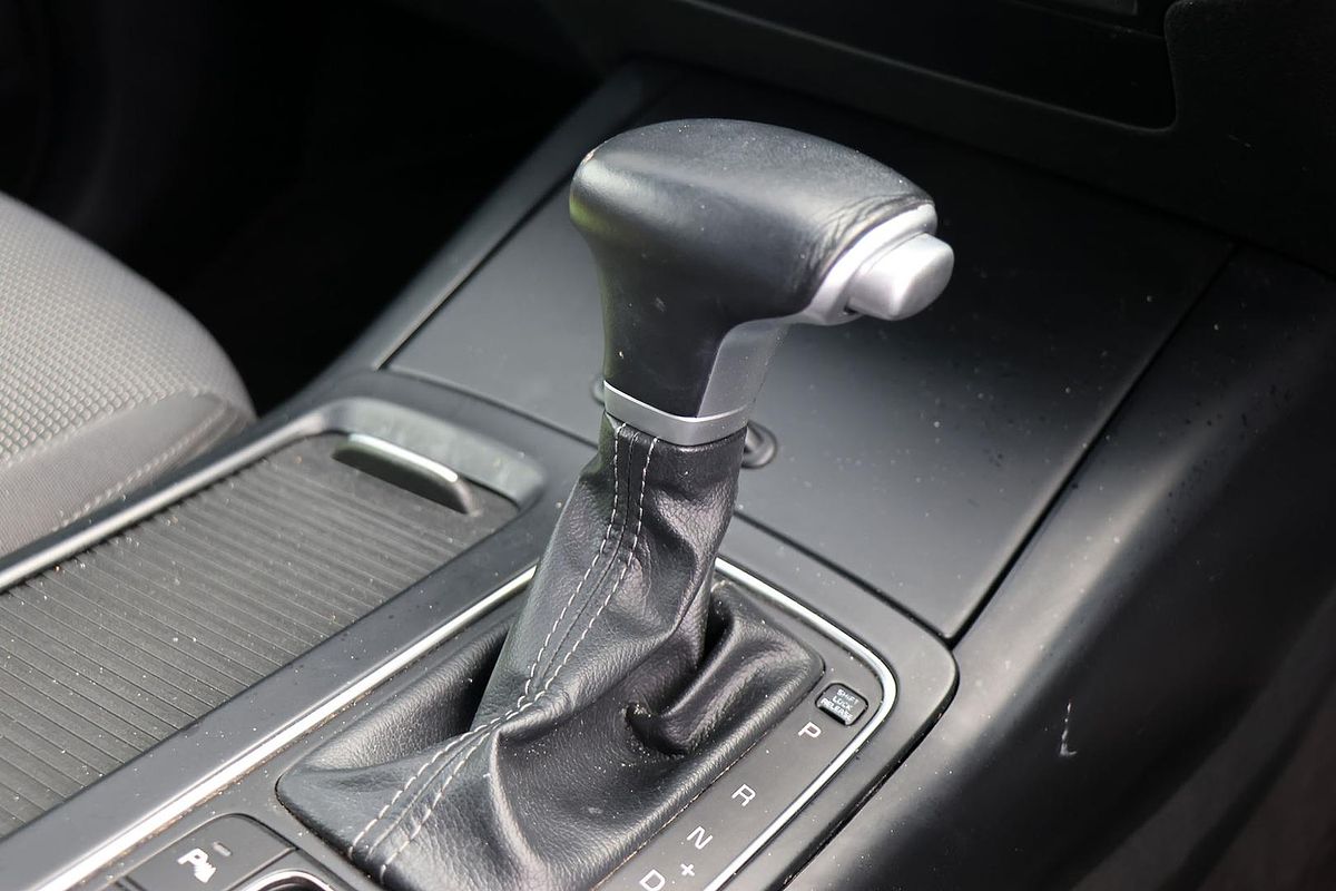 2019 Kia Sorento Si UM