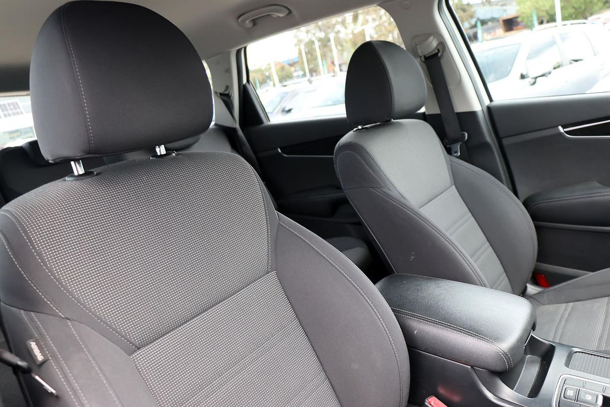 2019 Kia Sorento Si UM