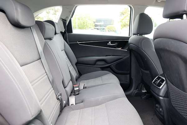 2019 Kia Sorento Si UM