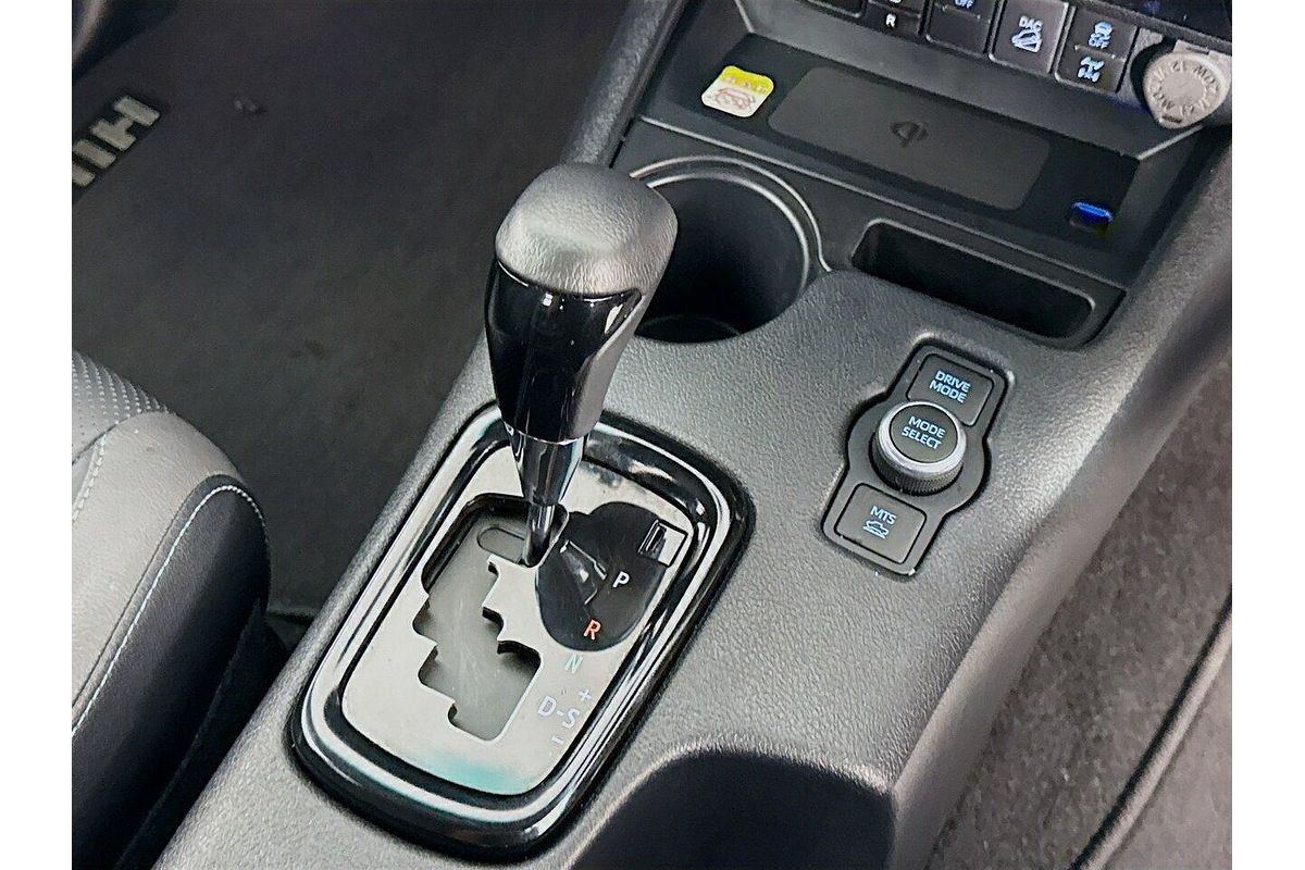 2024 Toyota Hilux Rogue 48V GUN126R 4X4