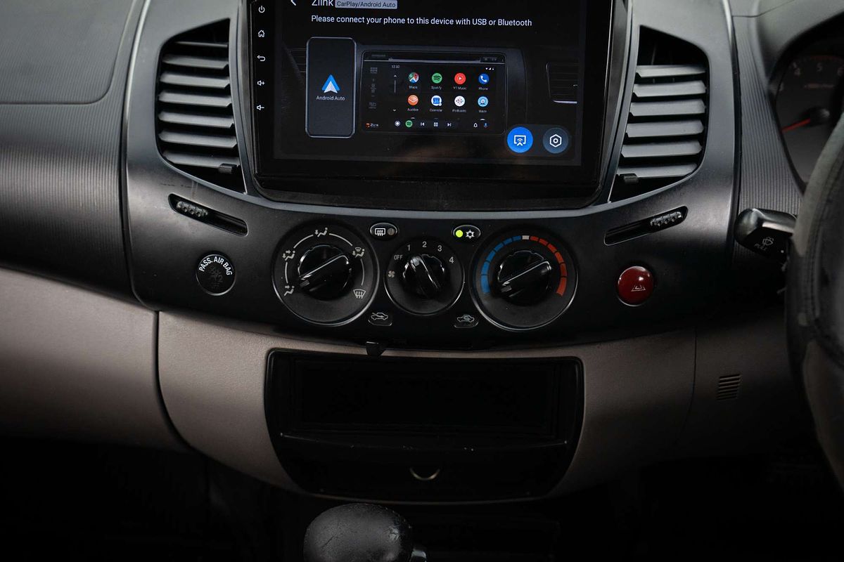 2011 Mitsubishi Triton GL-R MN 4X4