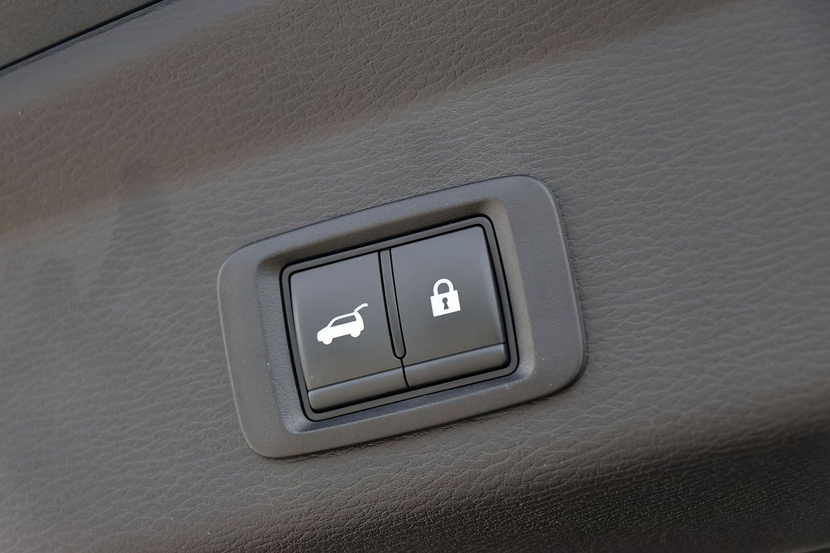 2024 Mitsubishi Outlander PHEV GSR ZM