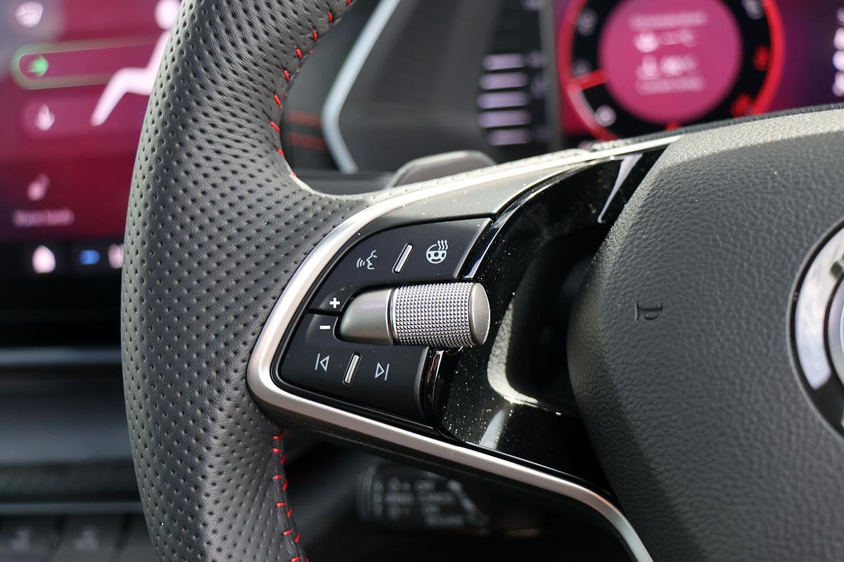 2025 SKODA Octavia RS NX