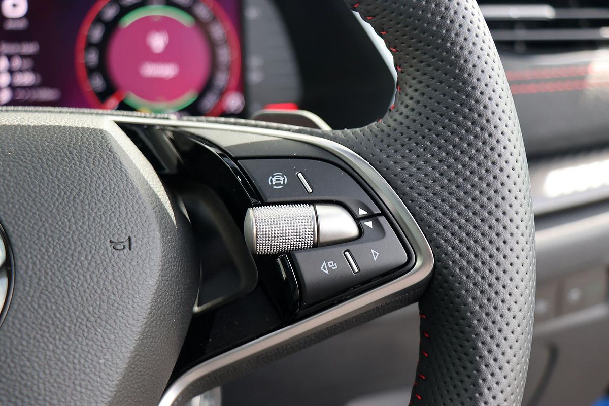 2025 SKODA Octavia RS NX