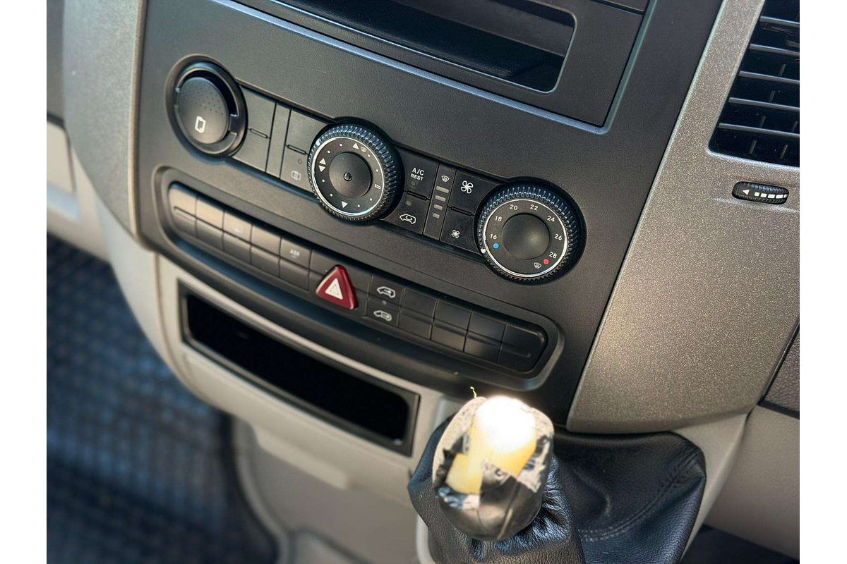 2009 Volkswagen Crafter 35 2EF1 MWB