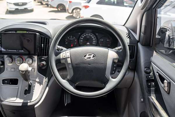 2009 Hyundai iMax TQ-W