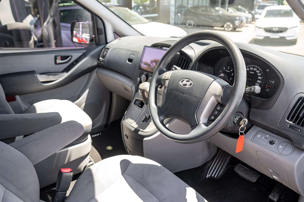 2009 Hyundai iMax TQ-W