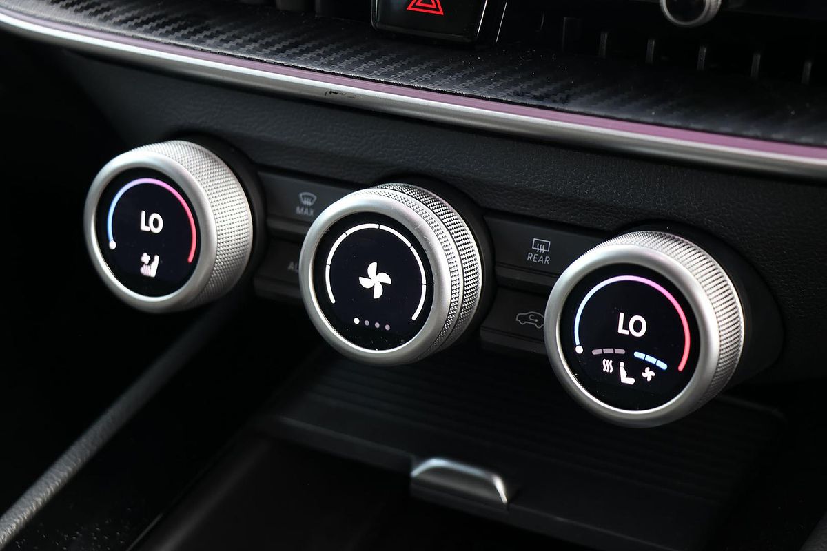 2025 SKODA Superb 195TSI Sportline NZ