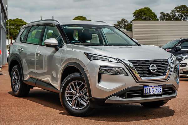 2024 Nissan X-TRAIL ST T33